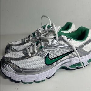 Nike Women's Air Max Moto 2K 'Stadium Green' HQ2056-102 Size 13 US